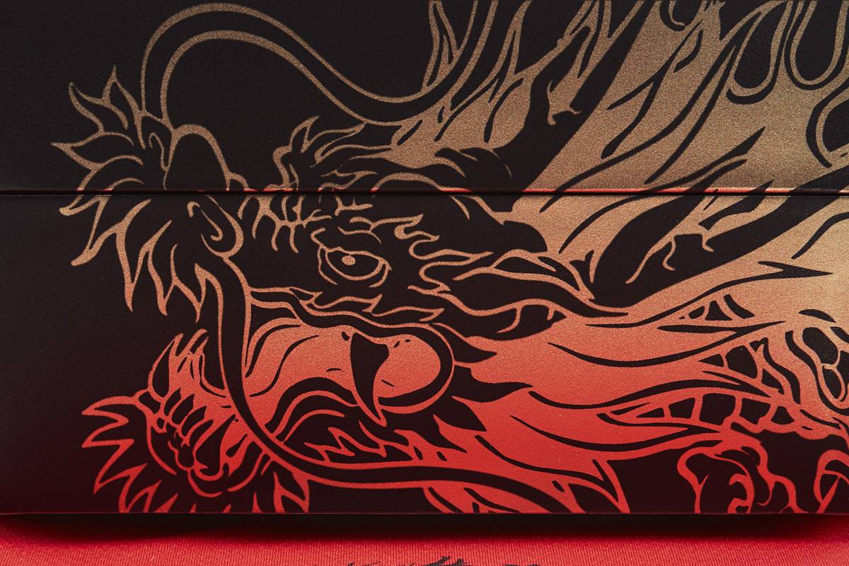 Influencer custom box Nike Blade and Soul