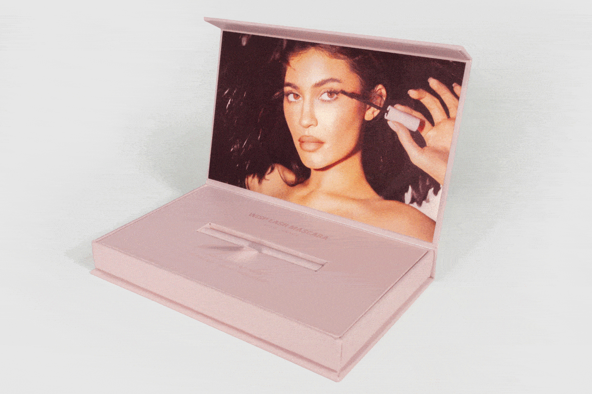 influencer packaging, kylie jenner, cosmetics, lenticular, make-up